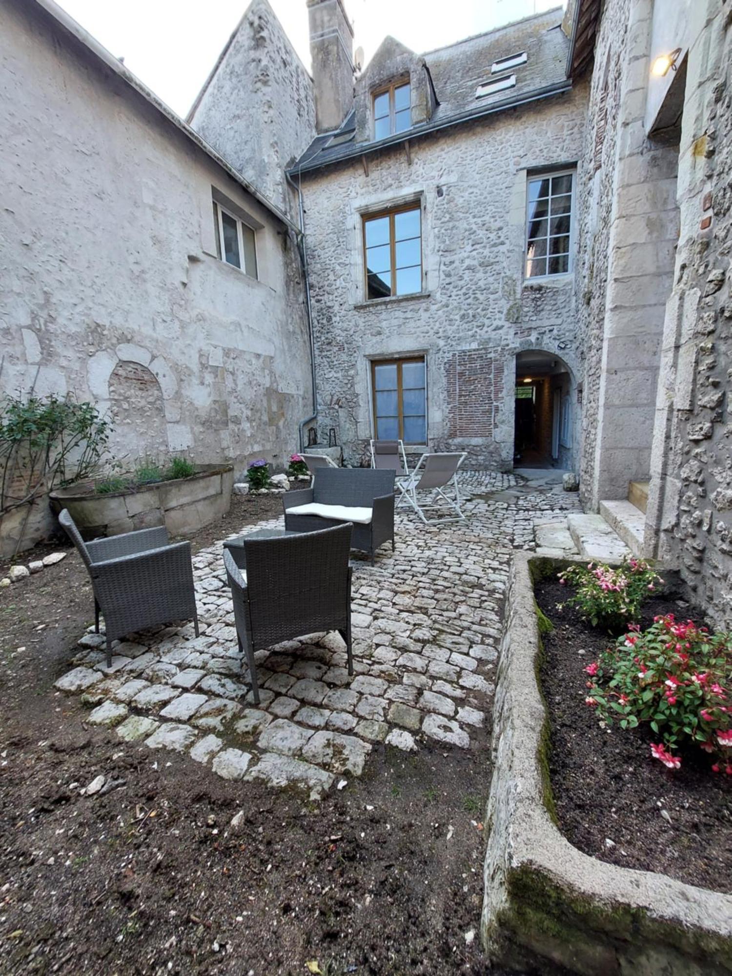 Appartements L'Hirondelle Beaugency Eksteriør billede